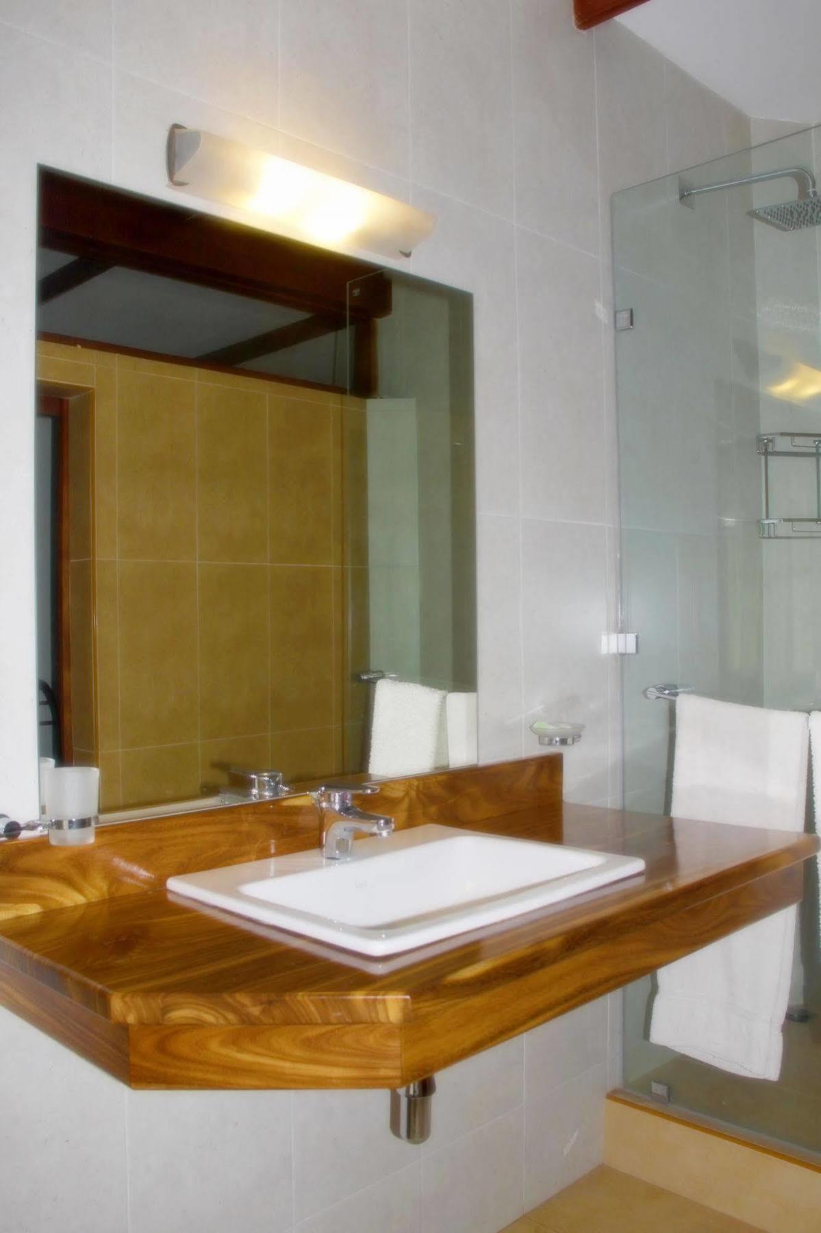 Lodge 19 Негомбо Экстерьер фото